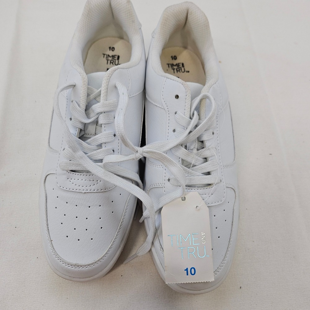 Time and Tru Womens White PU Platform Sneakers Memory Foam Size 10 NEW